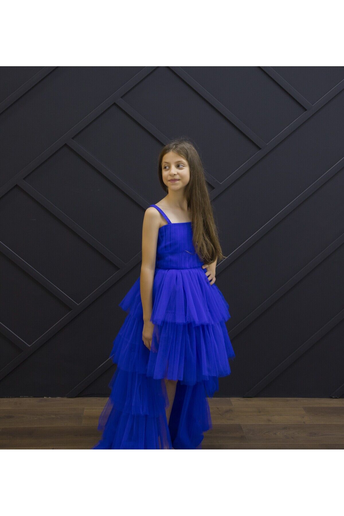 Kız Çocuk Kuyruklu Abiye Elbise