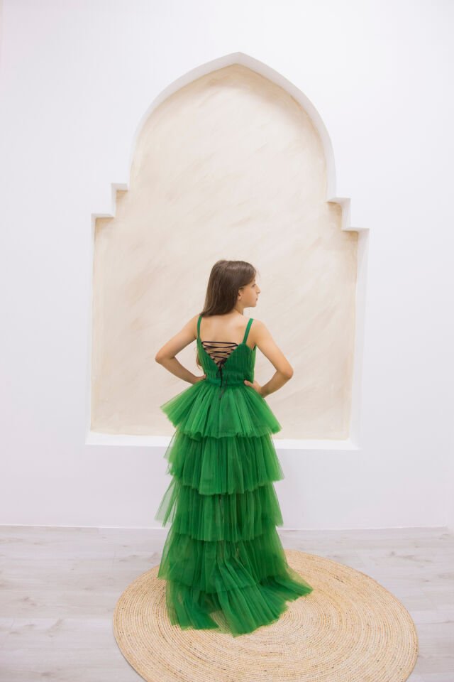 Kız Çocuk Kuyruklu Abiye Elbise